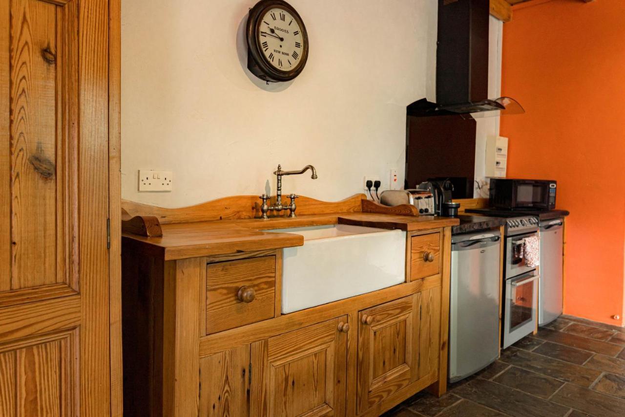 Ferry House Holidays New Ross Eksteriør bilde